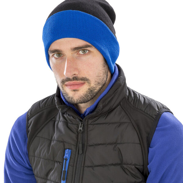 Recycled black compass beanie Thumbnail